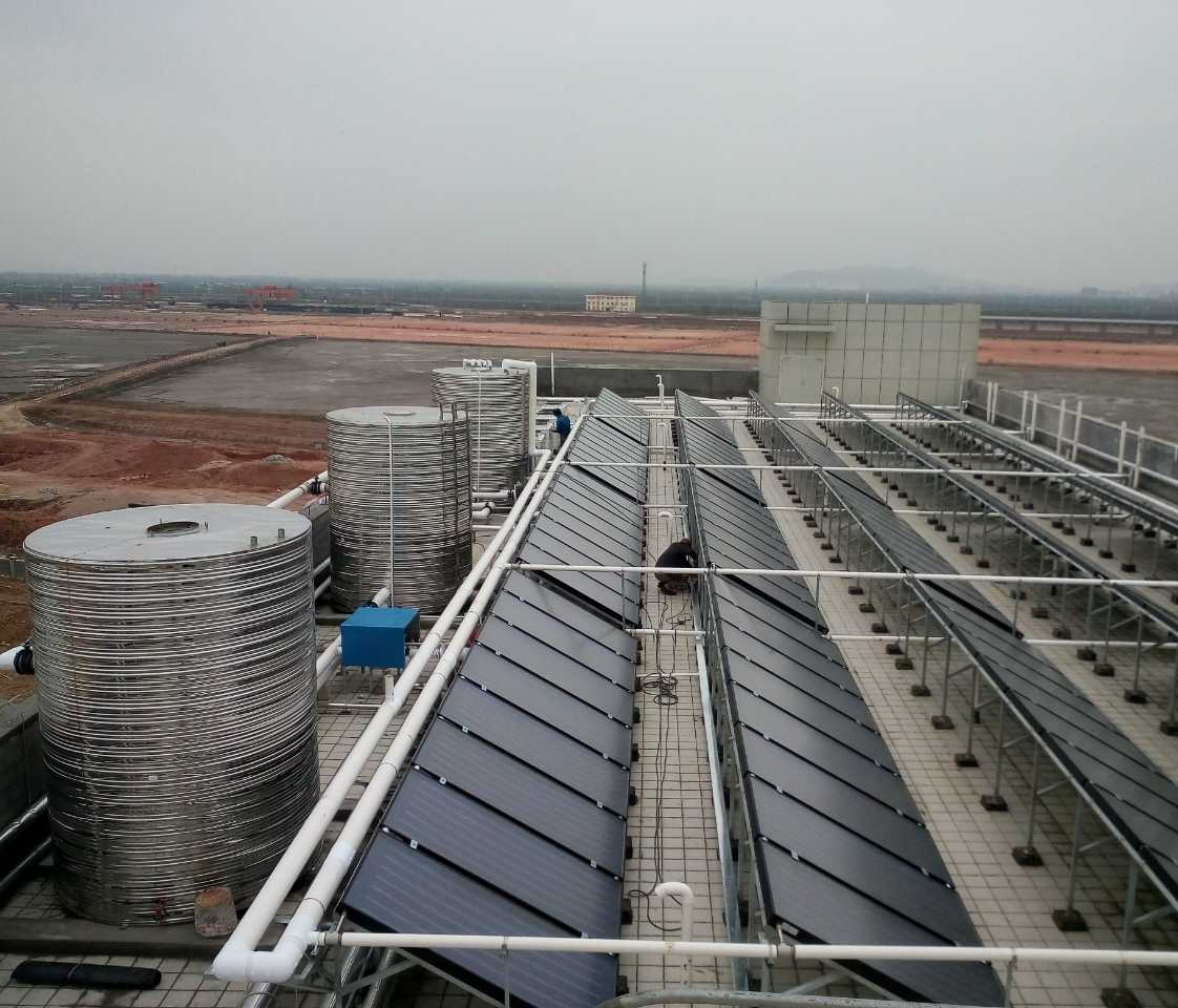 學校太陽能熱水器大興節(jié)能